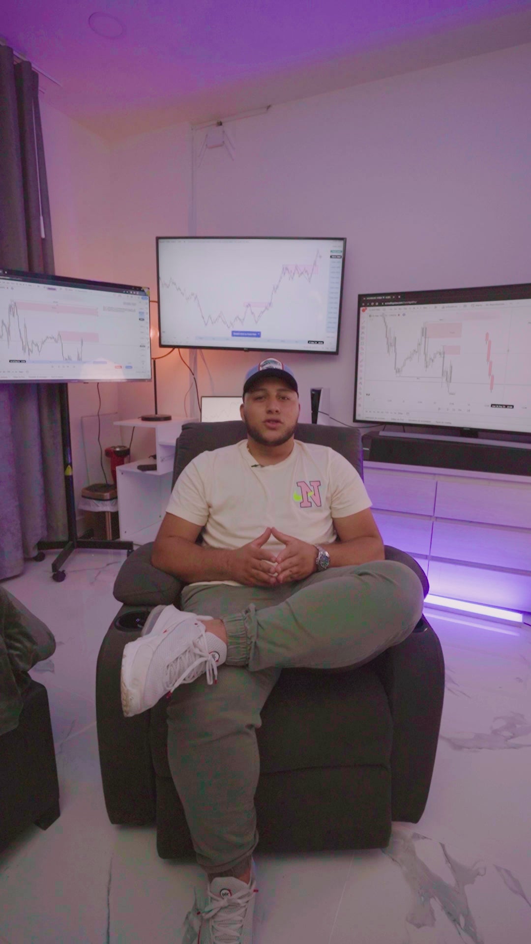 Cargar video: 